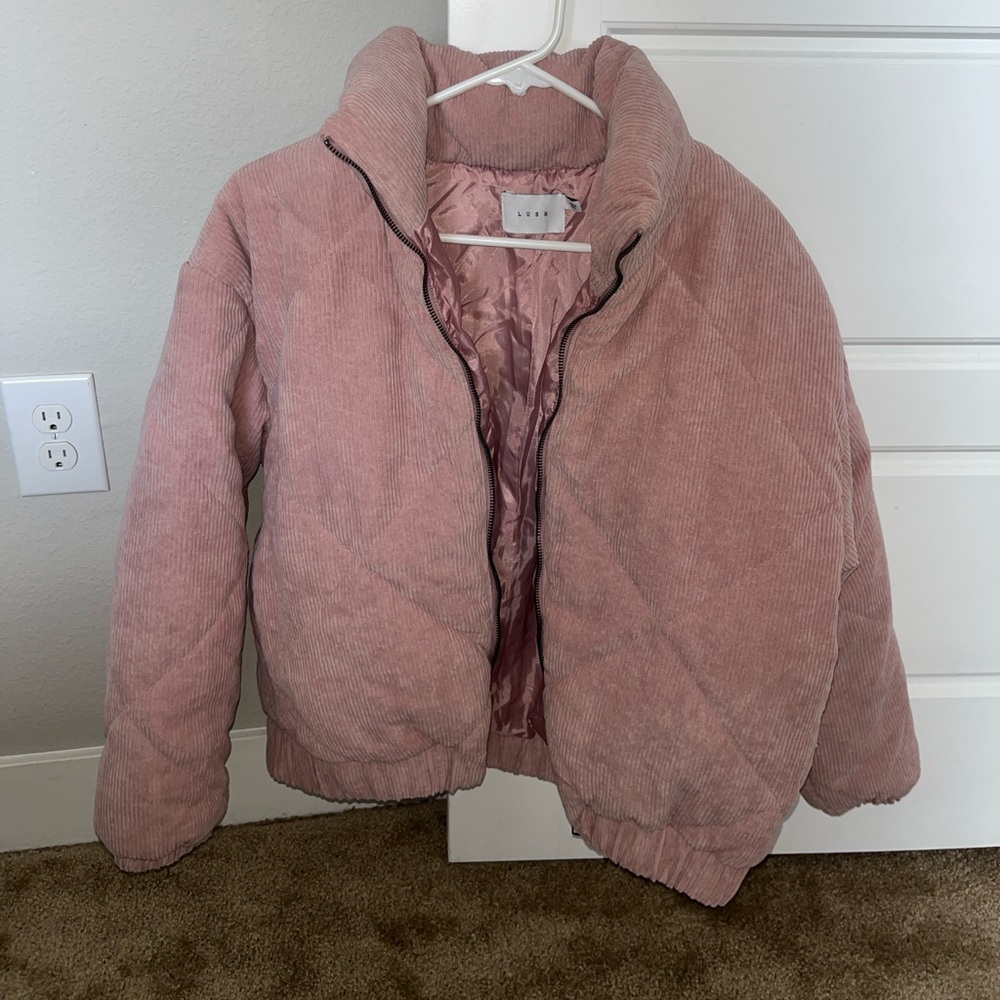 Pink cropped velvet puffer jacket